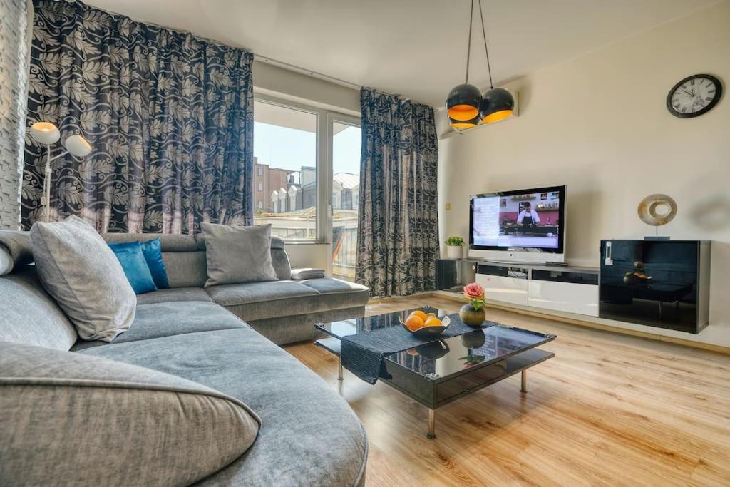 Comfort In Center Varna Exterior photo