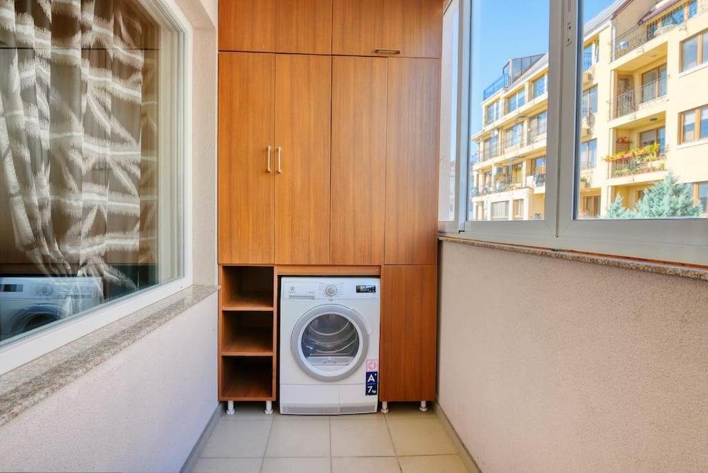 Comfort In Center Varna Exterior photo