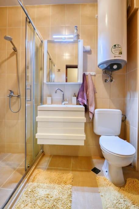 Comfort In Center Varna Exterior photo